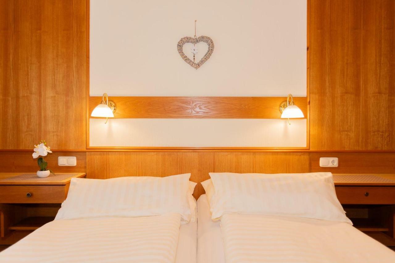 Rainberghof Apartment Rauris Bagian luar foto